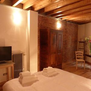 L'Auberge De L'Eclipse